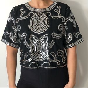 Sequin detailed cropped shirt. Forever 21.